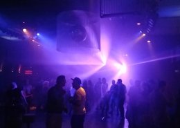 DJ und Lightjockey mit Technik