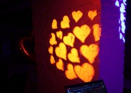 Perfekte Impressionen mit Herz Gobo Muster in den Moving Lights